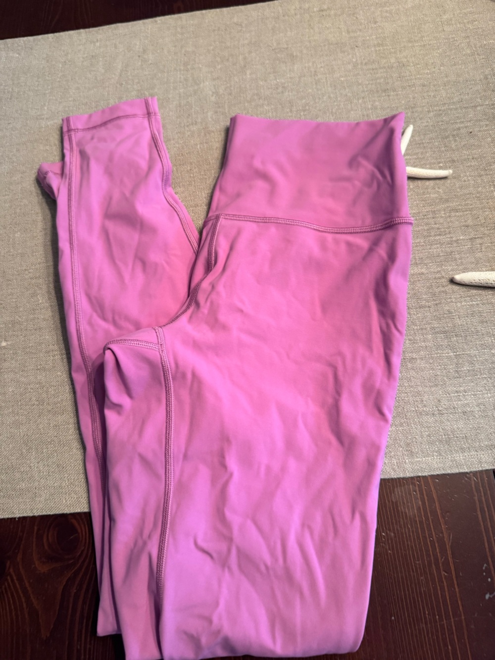 Lululemon wunder under leggings size 8 25" inseam